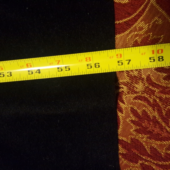 Beautiful, elegant, lightweight, full-length Vanity Fair robe - Picture 8 of 9